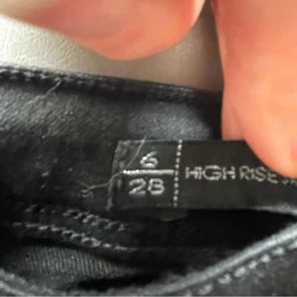 LALA ANTHONY Roadrunner High Rise Skinny Jeans – NWT Size 6/28 - Picture 9 of 14